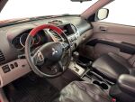 Mitsubishi L200 2011 Punainen