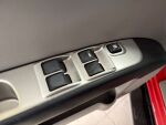 Mitsubishi L200 2011 Punainen