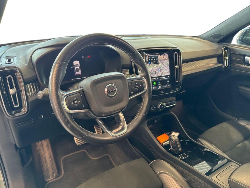 Volvo XC40 2021 Vihreä