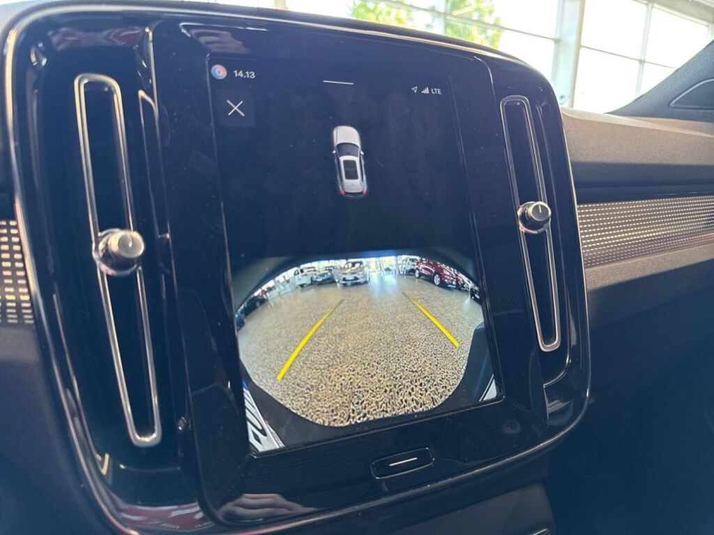 Volvo XC40 2021 Vihreä