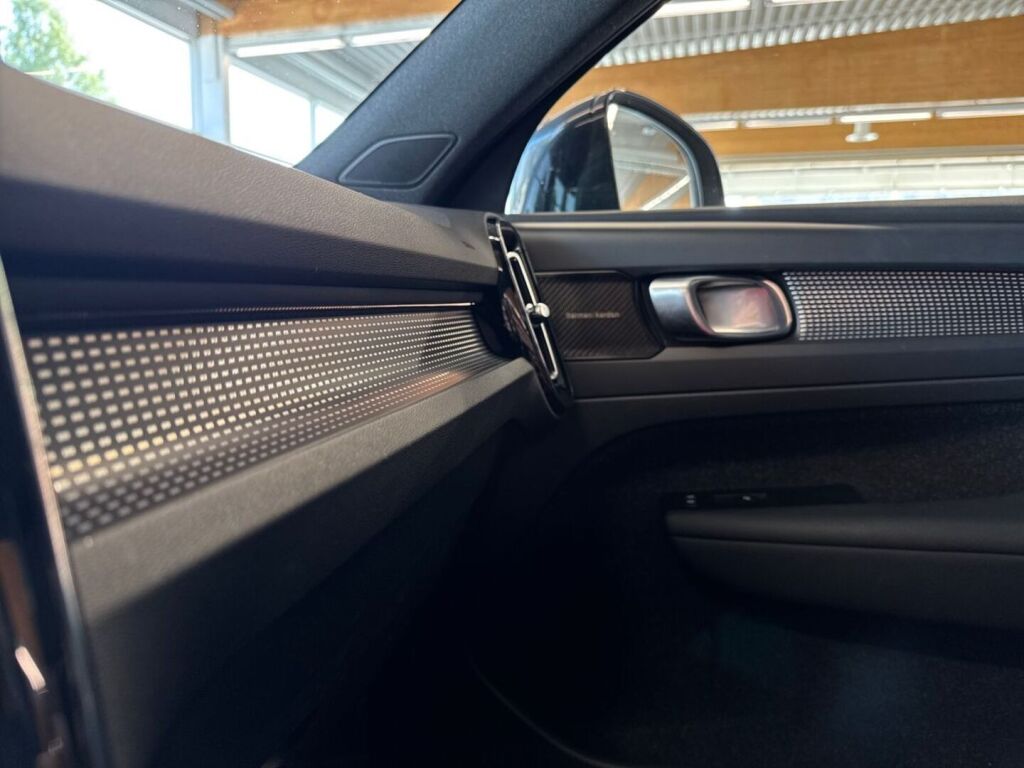 Volvo XC40 2021 Vihreä