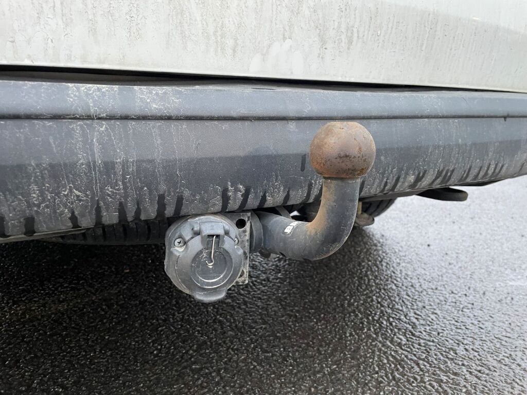 Volkswagen Transporter 2021 Valkoinen