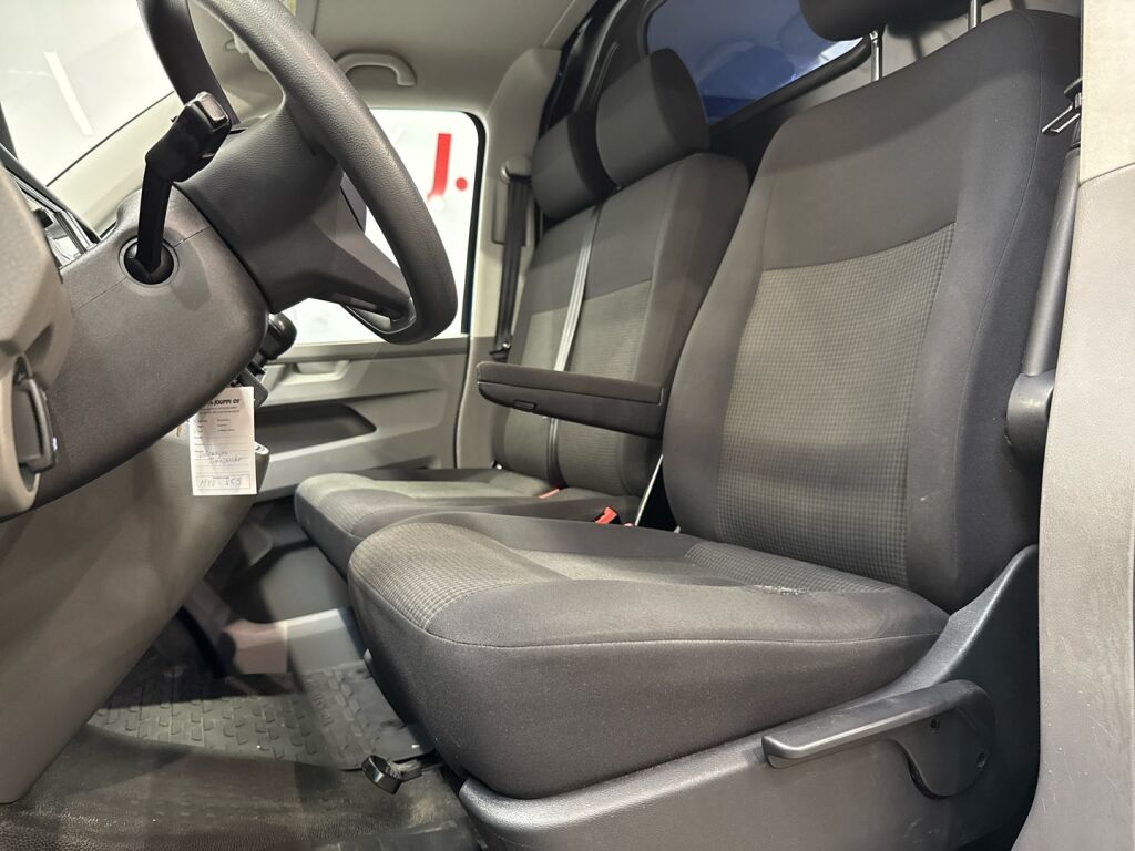 Volkswagen Transporter 2021 Sininen