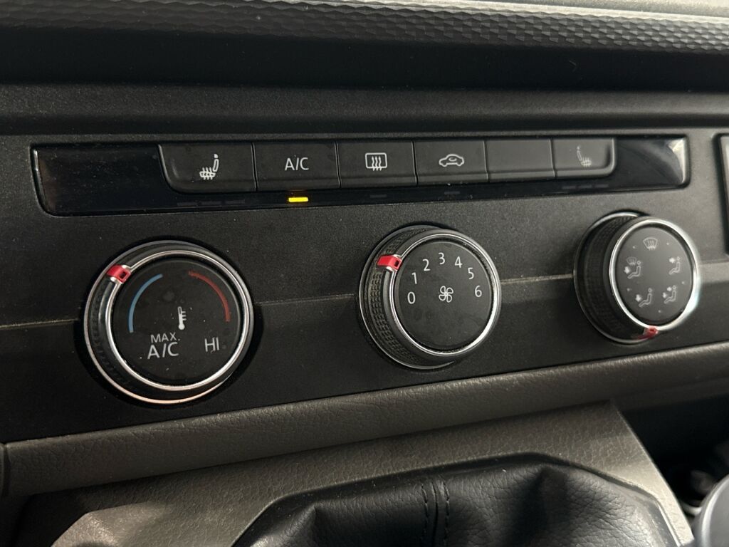 Volkswagen Transporter 2021 Sininen