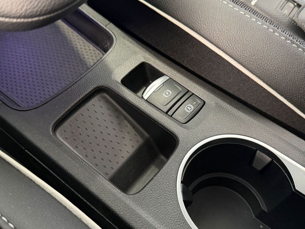 Renault Captur 2020 Punainen