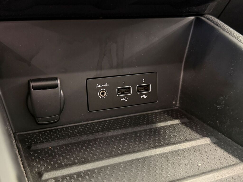 Renault Captur 2020 Punainen