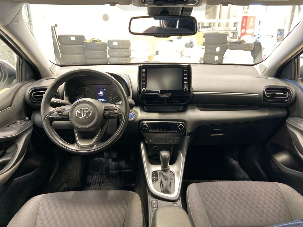 Toyota Yaris 2021 Valkoinen