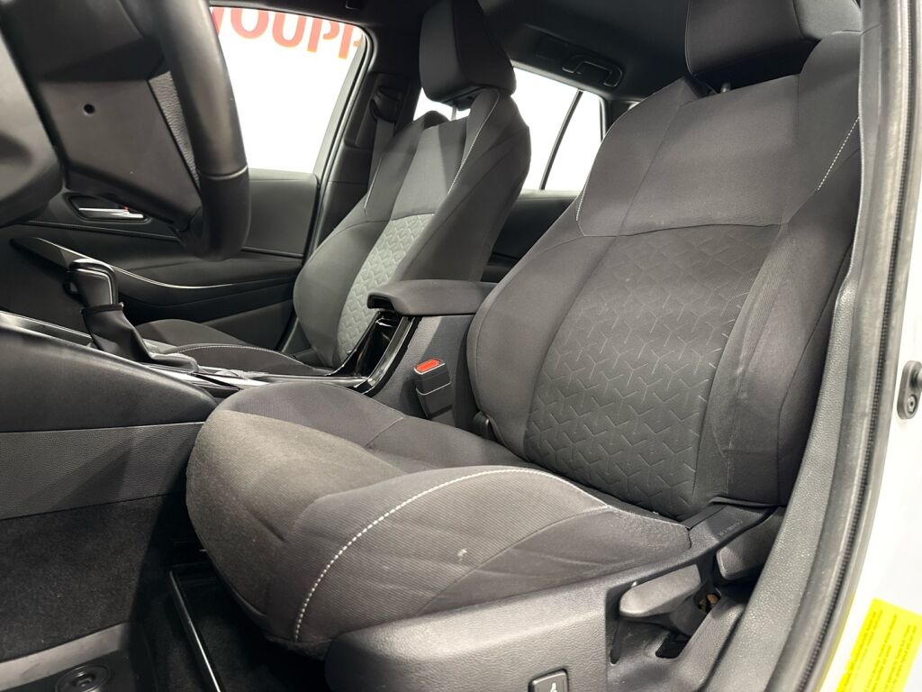 Toyota Corolla 2021 Valkoinen