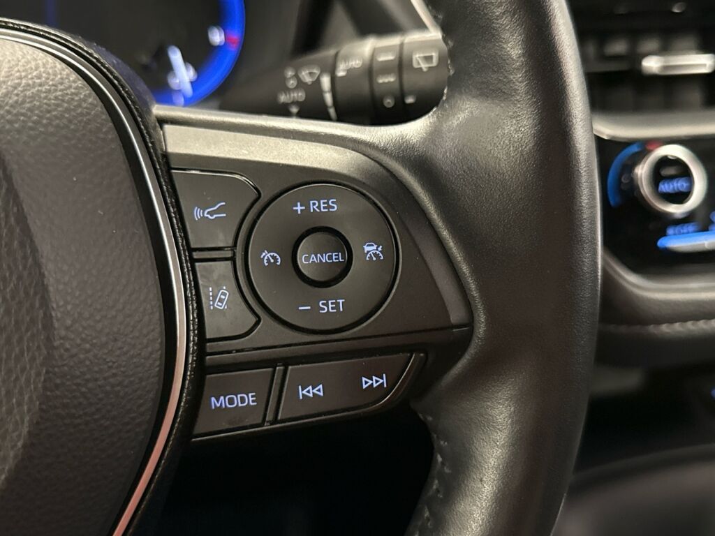 Toyota Corolla 2021 Valkoinen