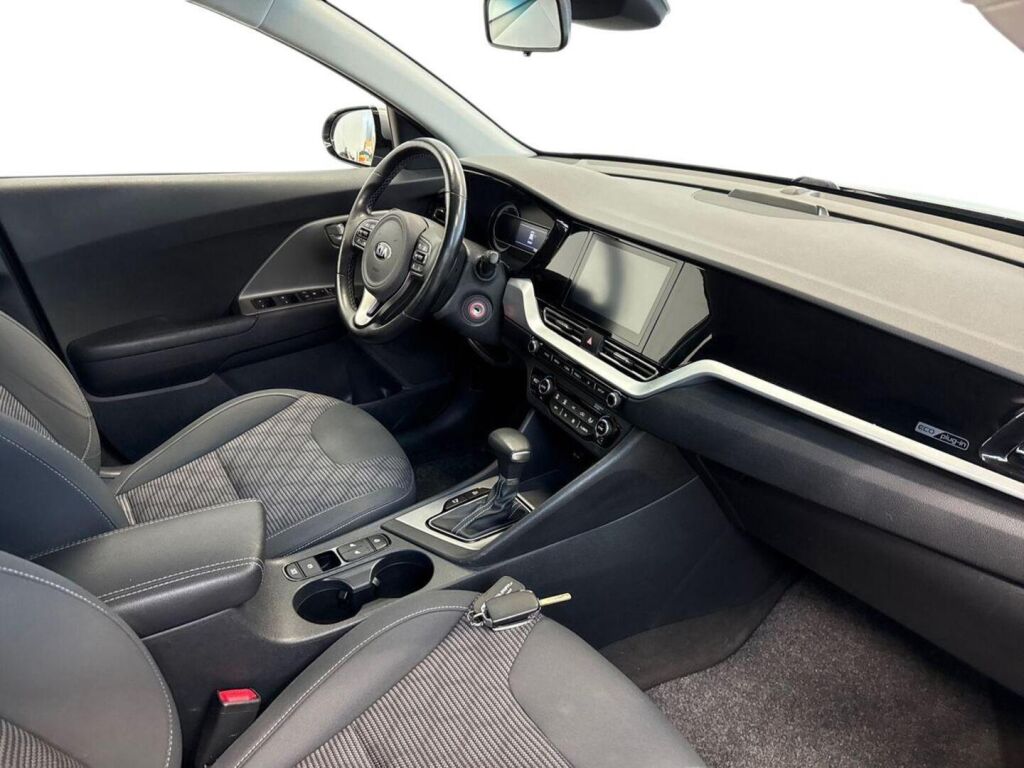 Kia Niro plug-in 2021 Harmaa