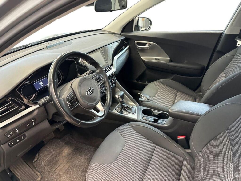 Kia Niro plug-in 2021 Harmaa
