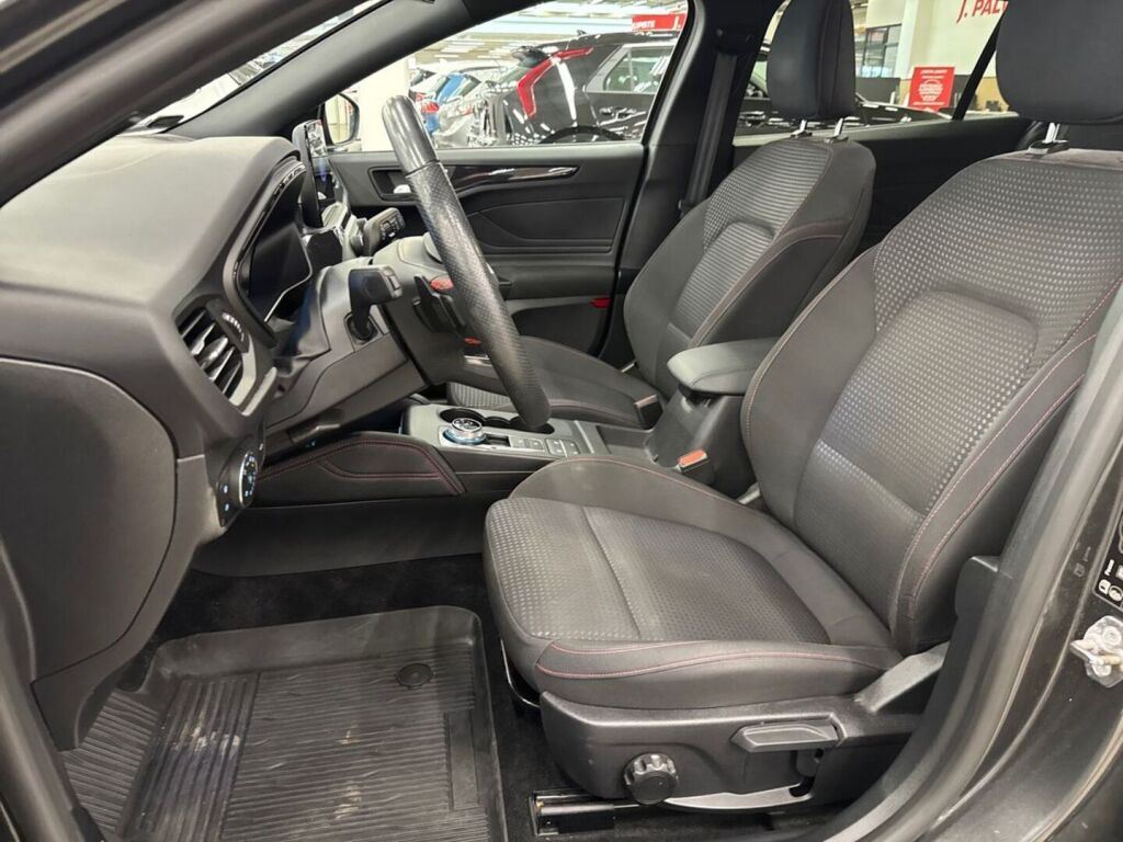 Ford Focus 2021 Harmaa