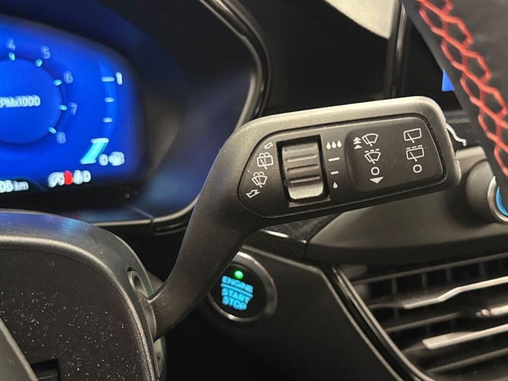 Ford Focus 2021 Harmaa