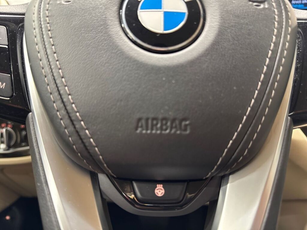 BMW 530 2021 Musta