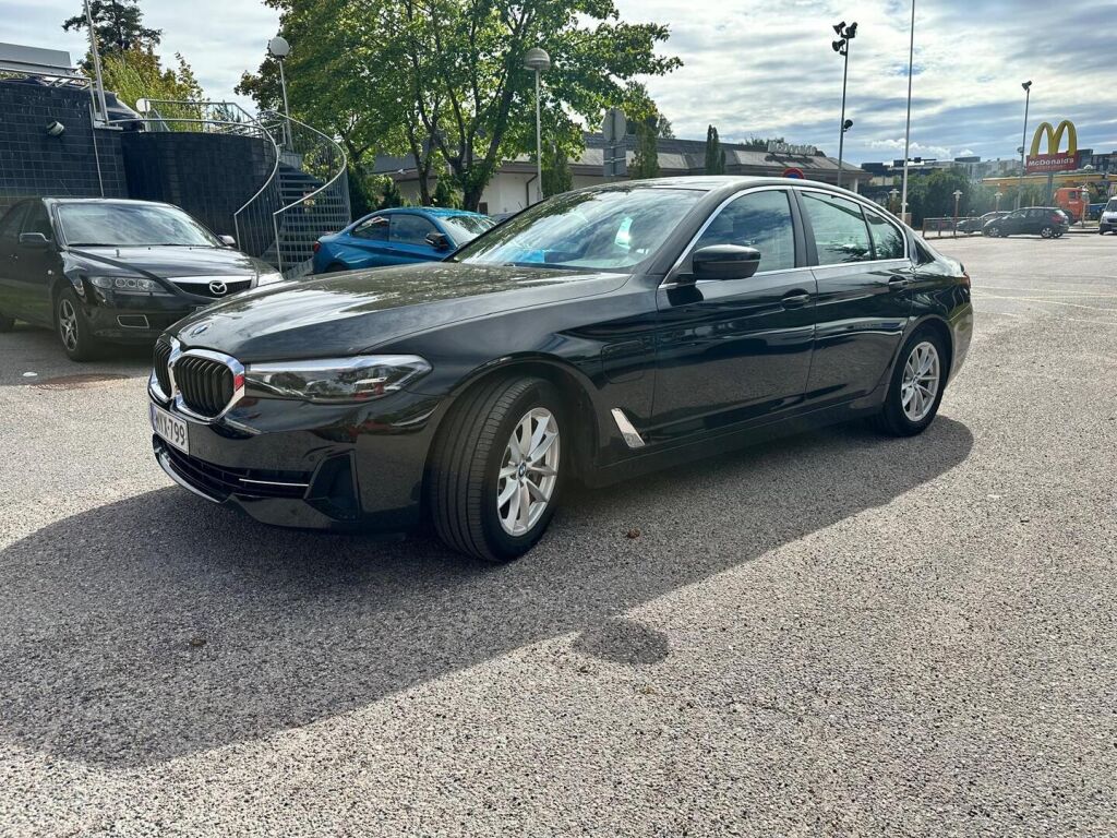 BMW 530 2021 Musta