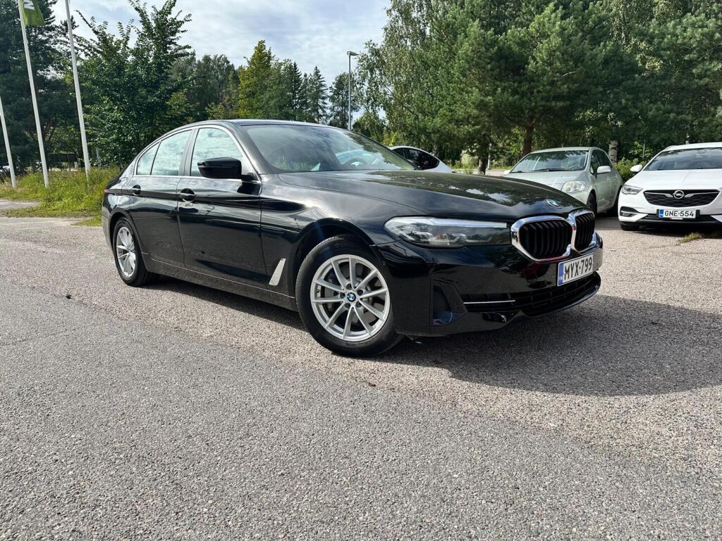 BMW 530 2021 Musta