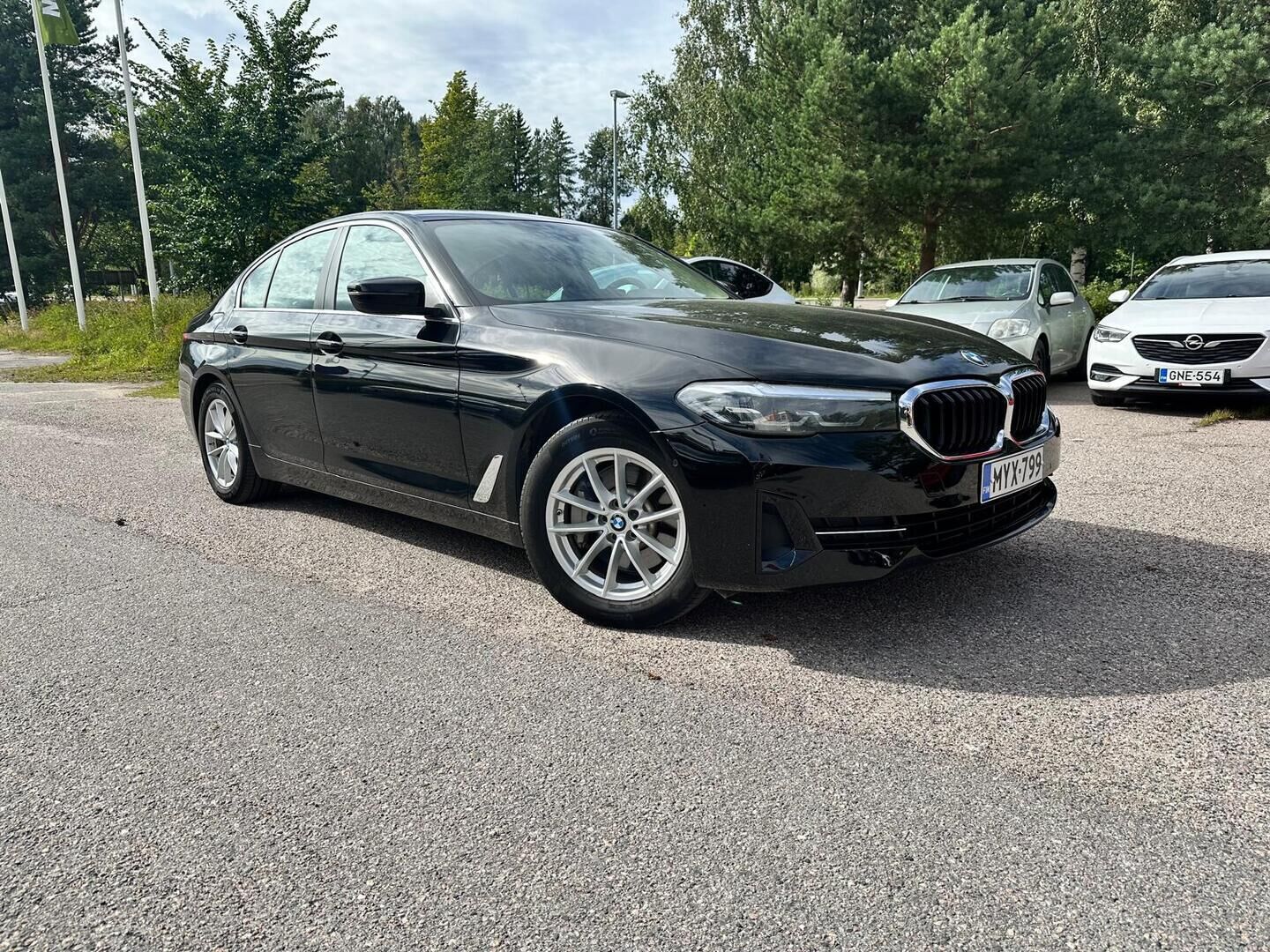 BMW 530