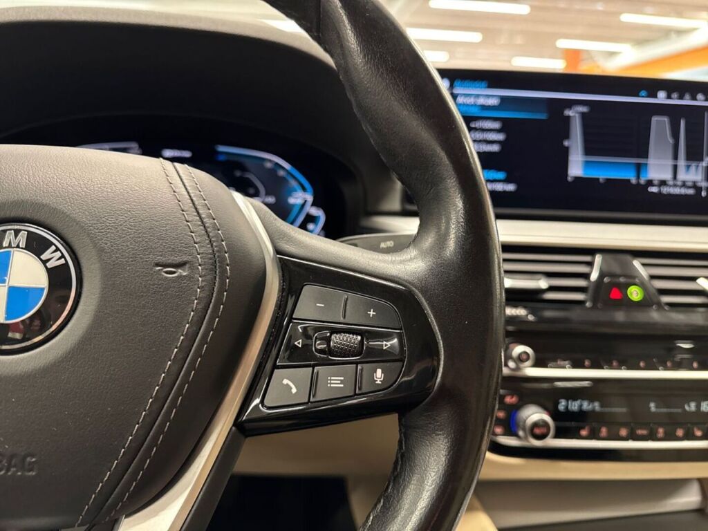 BMW 530 2021 Musta