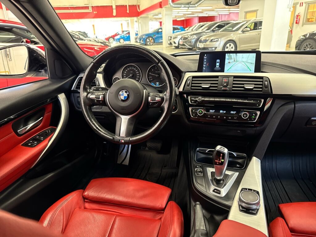 BMW 330 2018 Valkoinen