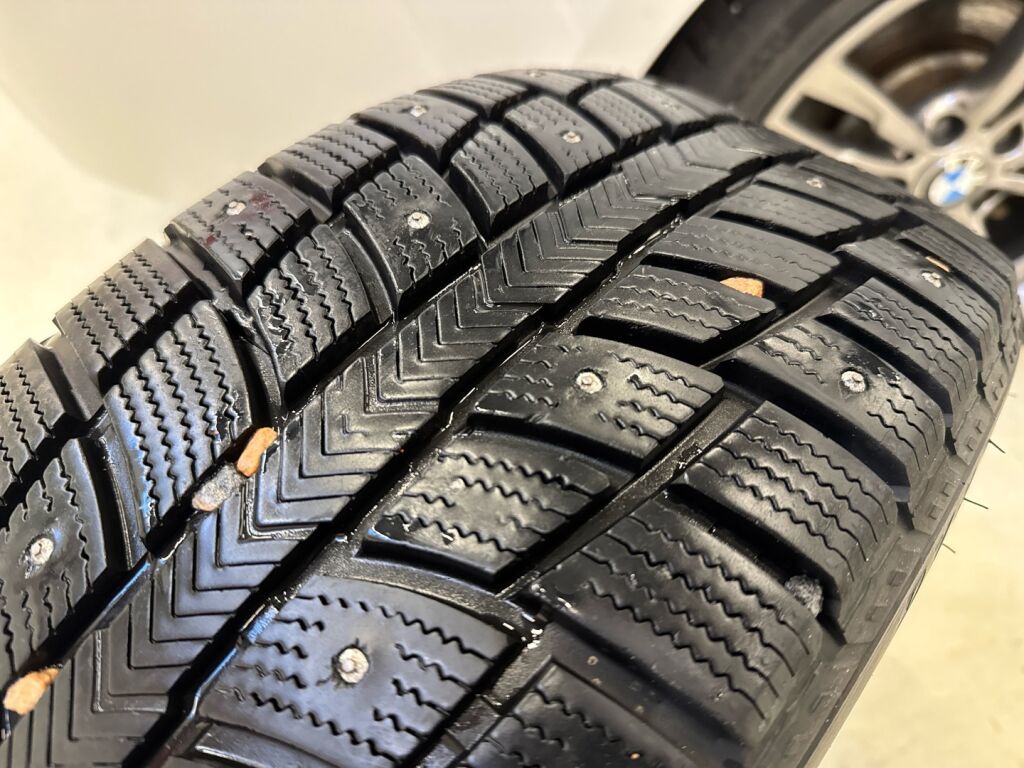 BMW 330 2018 Valkoinen