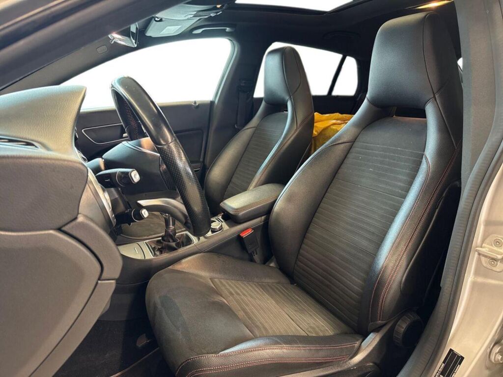 Mercedes-Benz CLA 2015 Hopea