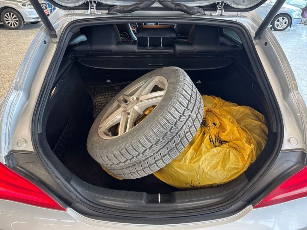 Mercedes-Benz CLA 2015 Hopea