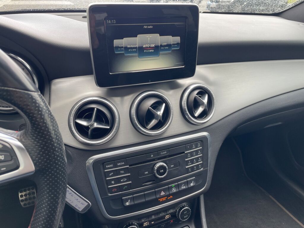 Mercedes-Benz CLA 2015 Hopea