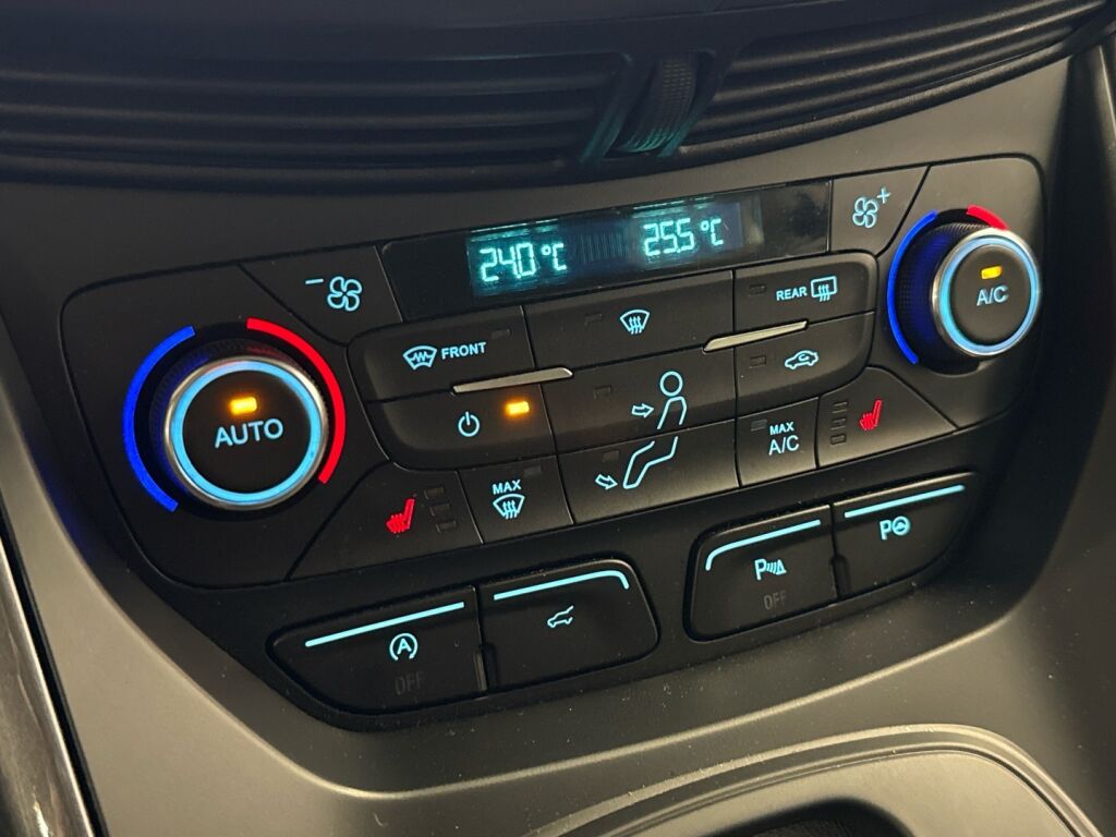 Ford Kuga 2017 Musta