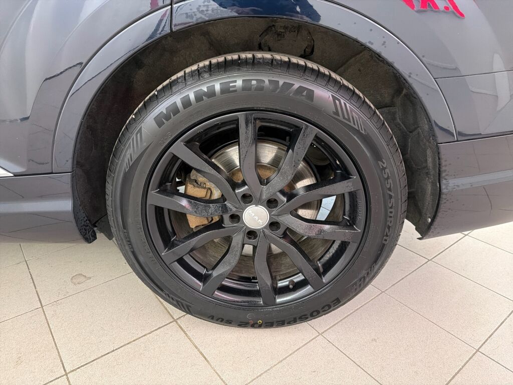 Audi Q7 2017 Sininen