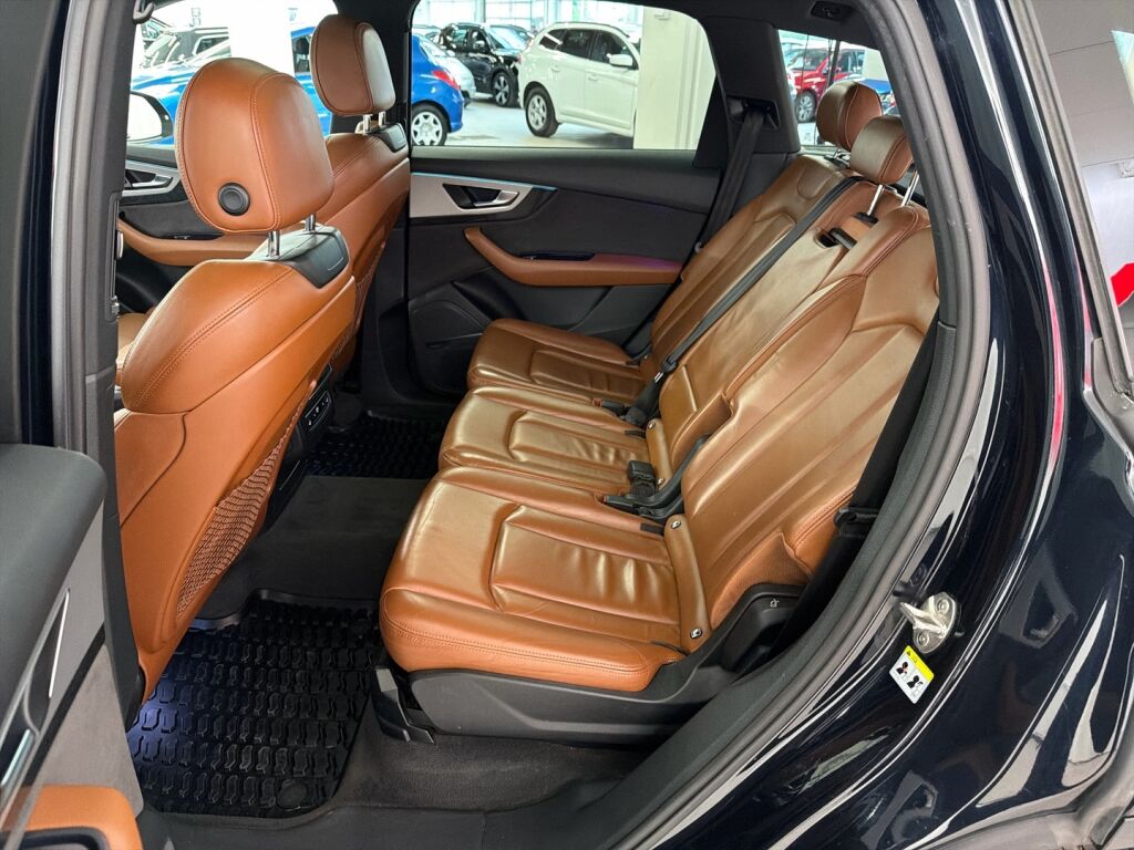 Audi Q7 2017 Sininen