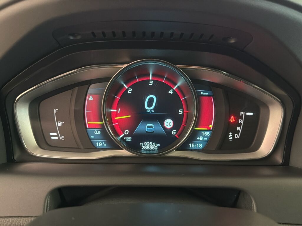 Volvo XC60 2014 Musta