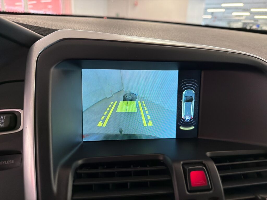 Volvo XC60 2014 Musta