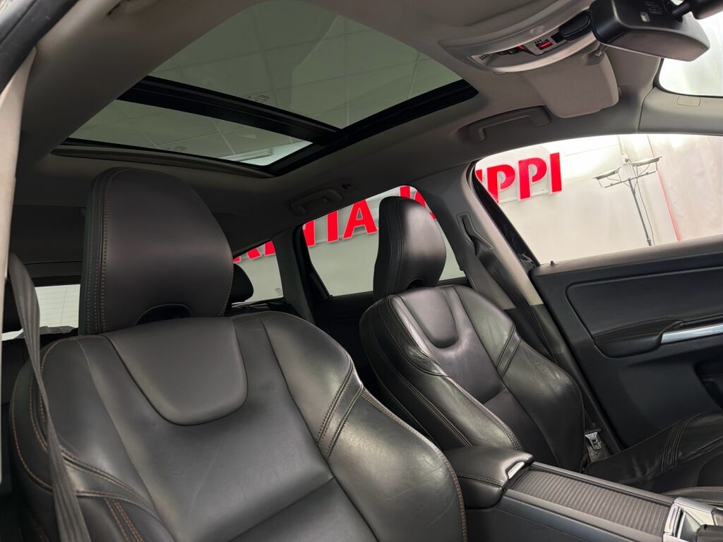 Volvo XC60 2014 Musta