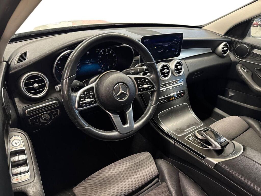 Mercedes-Benz C 2019 Valkoinen