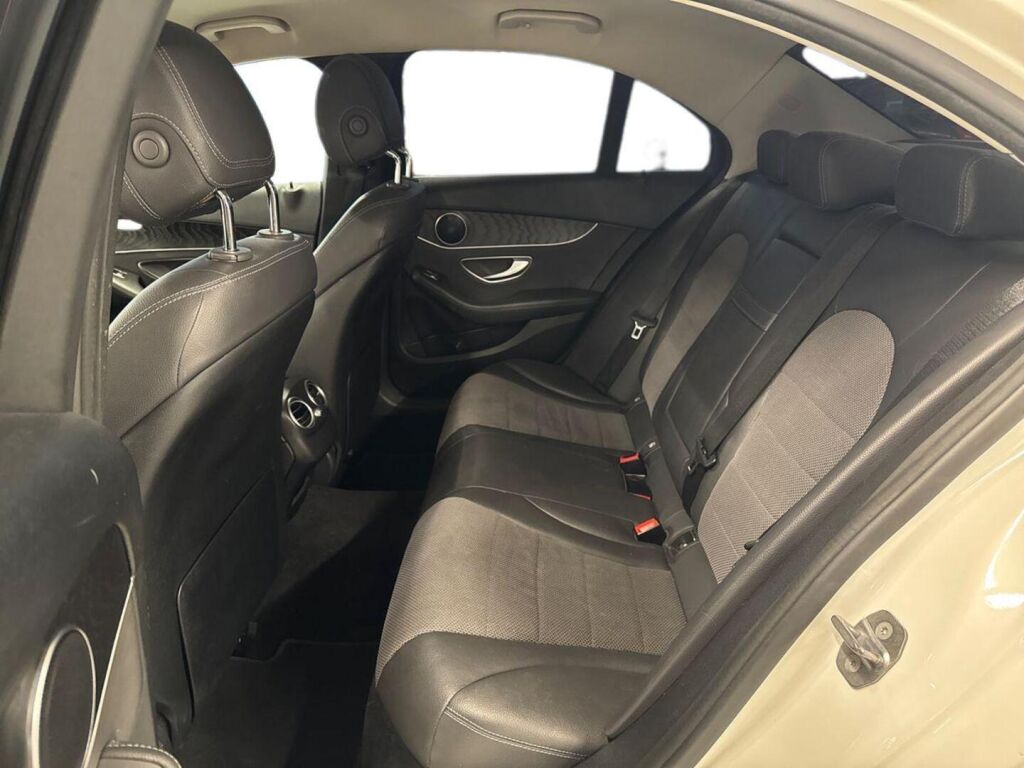 Mercedes-Benz C 2019 Valkoinen