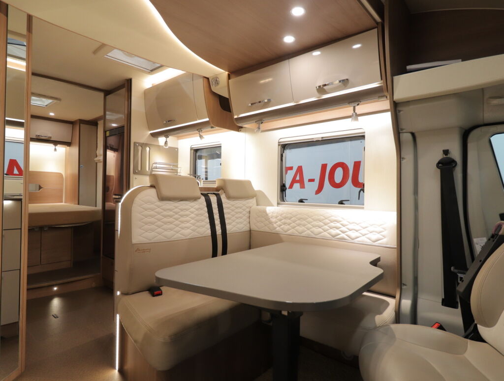 Bürstner LYSEO T 734 HARMONY LINE 2021 Valkoinen