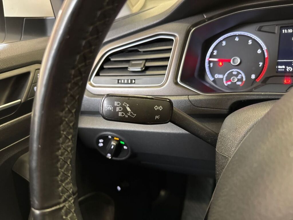 Volkswagen T-Roc 2018 Valkoinen
