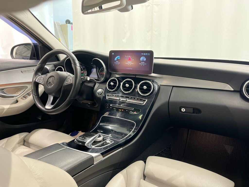 Mercedes-Benz C 2017 Sininen