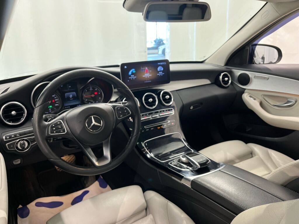 Mercedes-Benz C 2017 Sininen