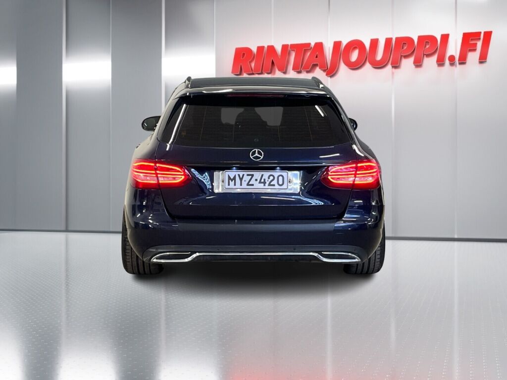 Mercedes-Benz C 2017 Sininen
