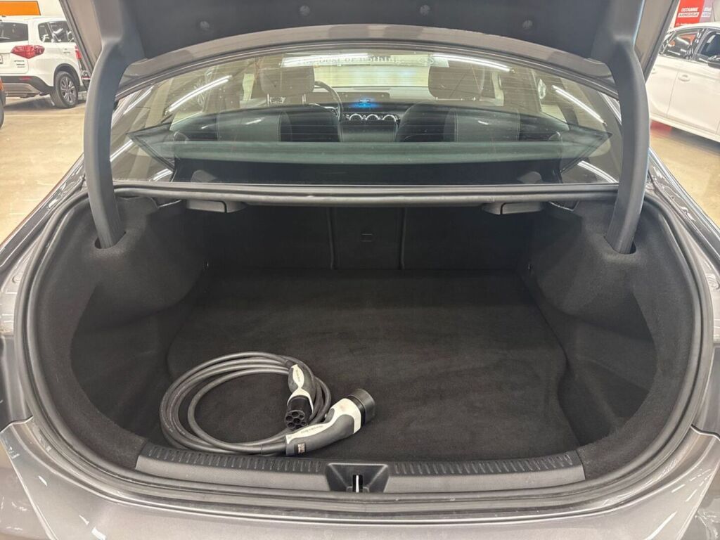 Mercedes-Benz A 2021 Harmaa