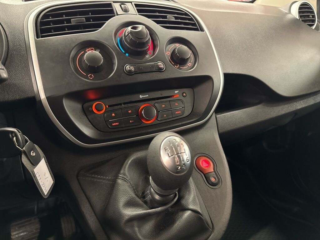 Nissan NV250 2021 Harmaa