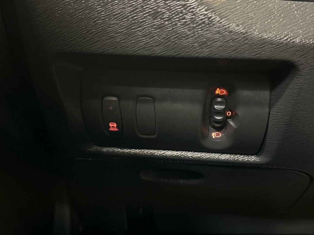 Nissan NV250 2021 Harmaa