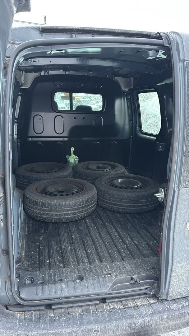 Nissan NV250 2021 Harmaa