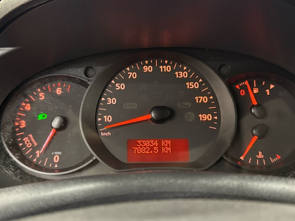 Nissan NV250 2021 Harmaa