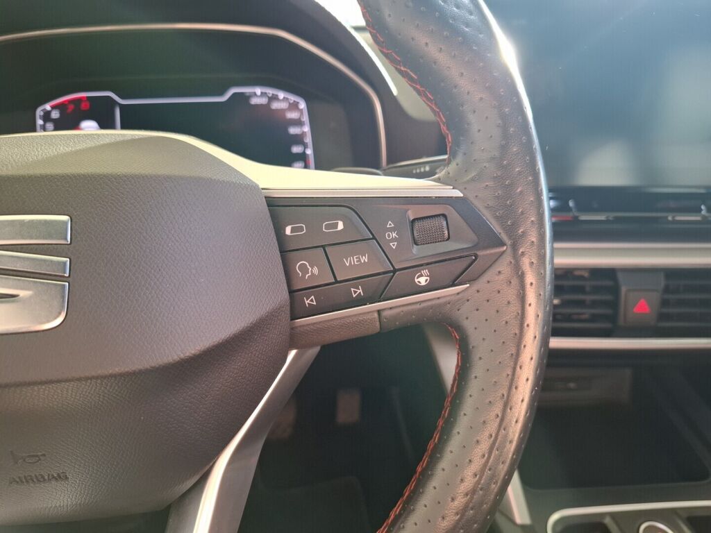 Seat Leon Sportstourer 2021 Valkoinen