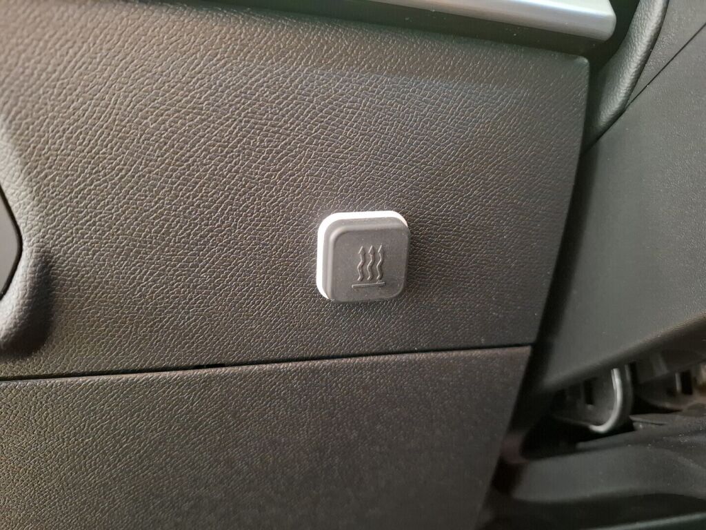 Seat Leon Sportstourer 2021 Valkoinen