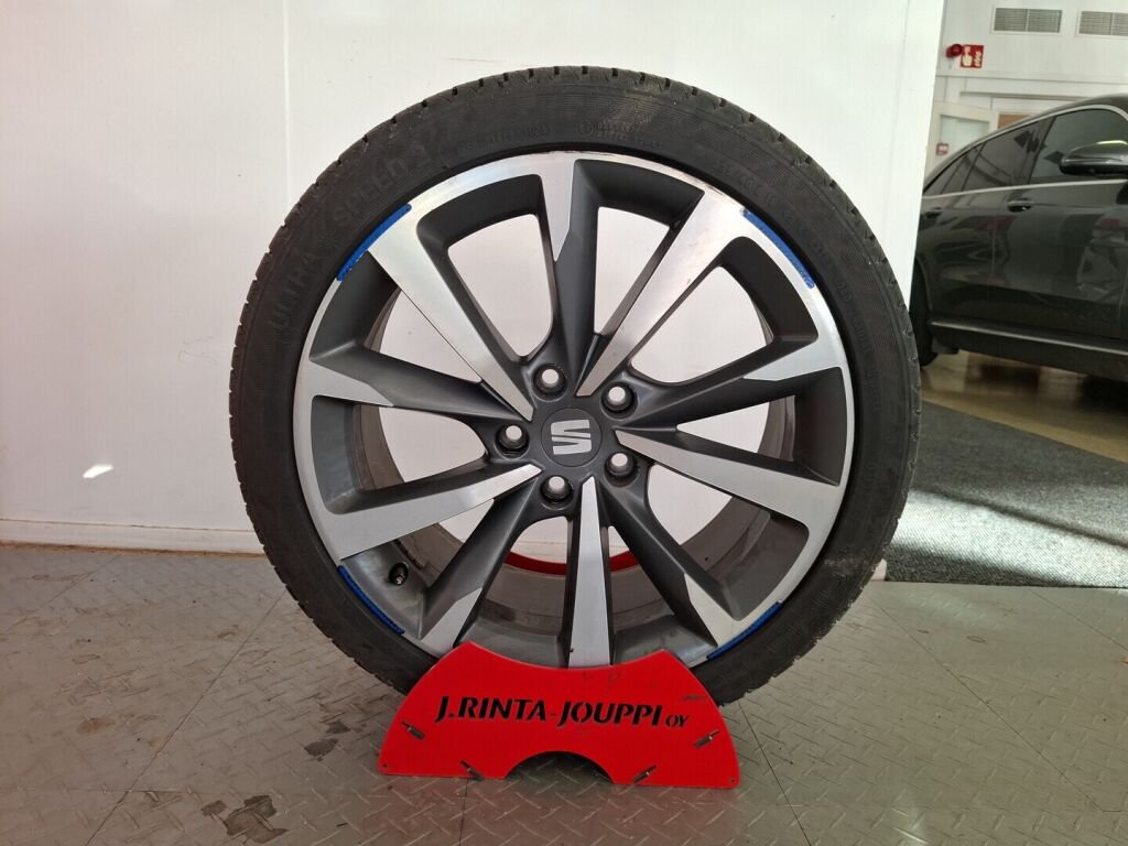 Seat Leon Sportstourer 2021 Valkoinen