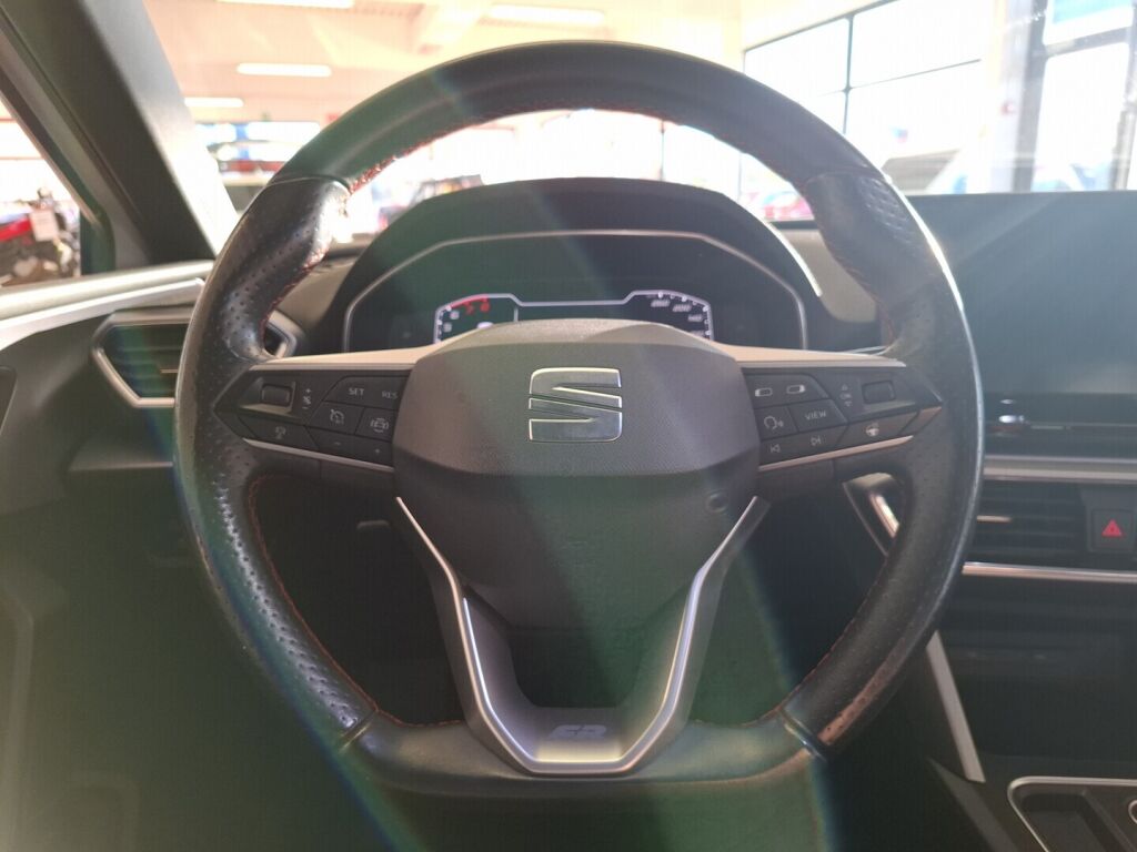 Seat Leon Sportstourer 2021 Valkoinen
