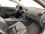 Toyota Avensis 2010 Harmaa